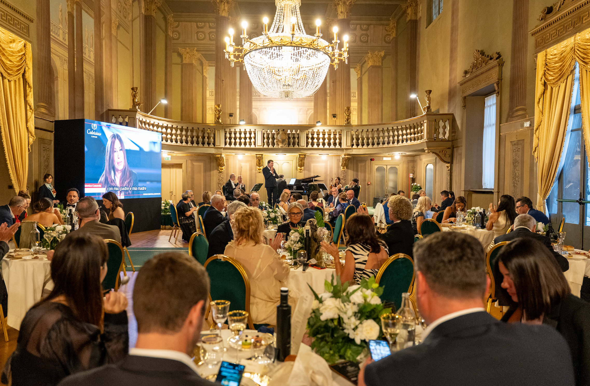 A VERONA LE CALVISIUS ARENA FOYER DI FABIO PALAZZI FANNO IL BIS